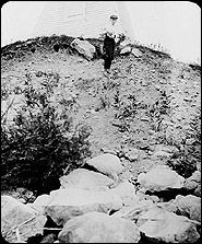 L'&Icirc;le Lighthouse devant le village de Aylmer, Qu&eacute;bec